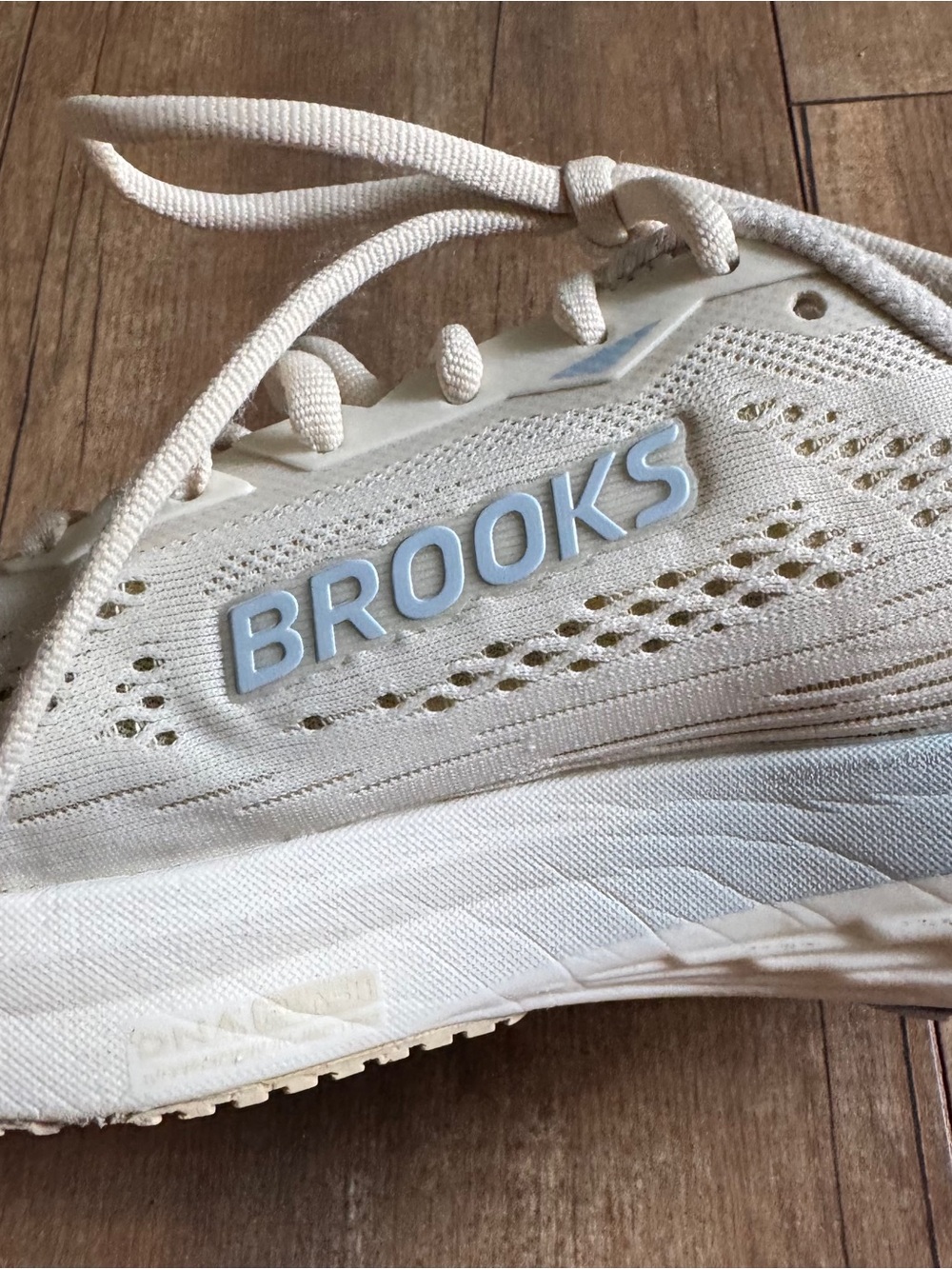 Brooks Women's Launch 12 Running Shoes Size 7 - Picture 7 of 10
